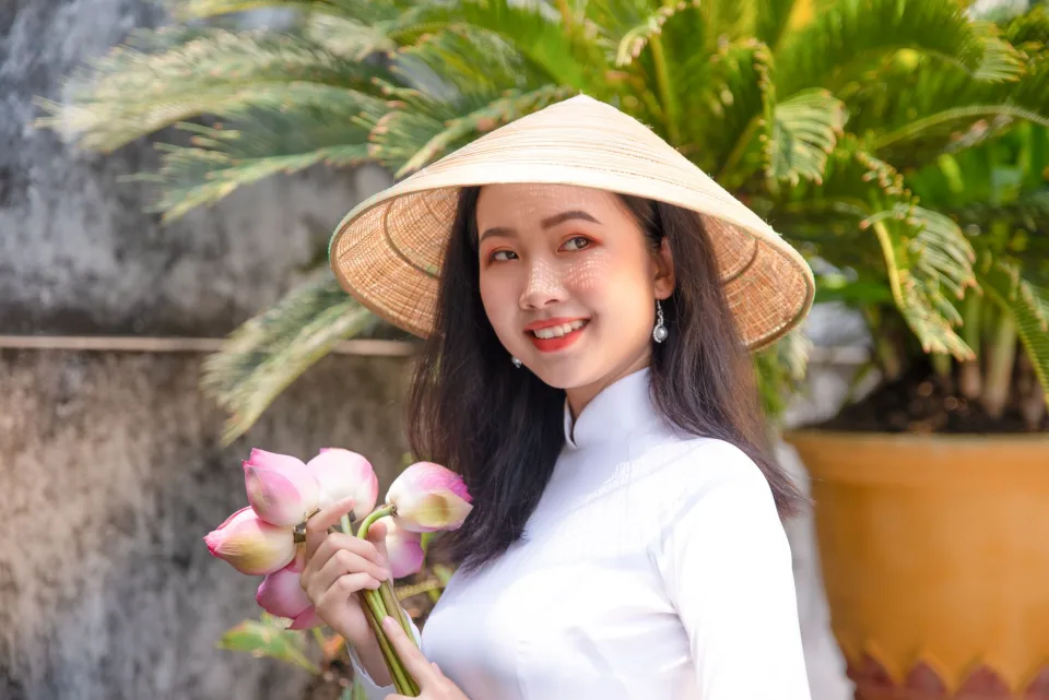Khu để sách và tài liệu
